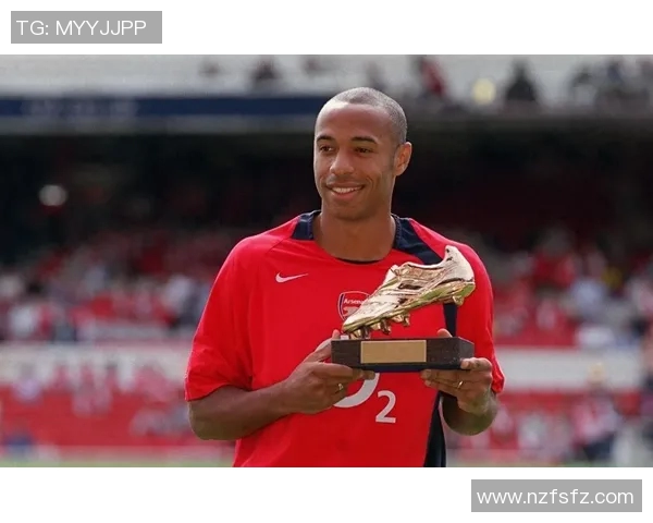 足球史上十大光头球星盘点 这些无发之人的传奇故事与球场辉煌