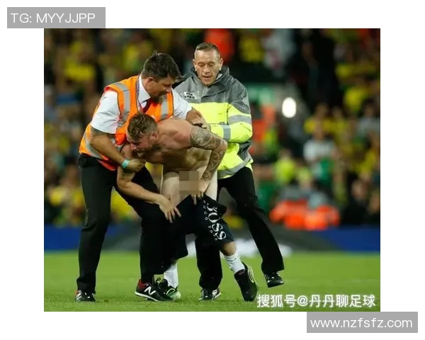 足球星服号助力球员成长 打造专属球场英雄之路