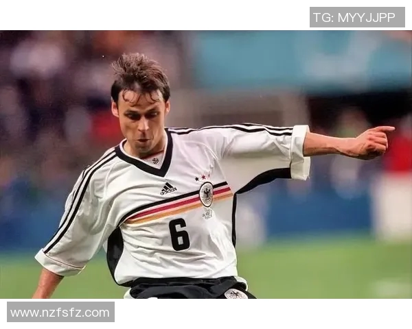 第一代各国足球球星的传奇事迹与历史地位分析